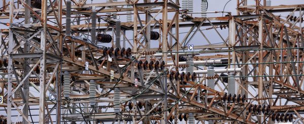 Puissance et énergie électrique : comprendre la relation, la formule e=p*t, les unités et la mesure